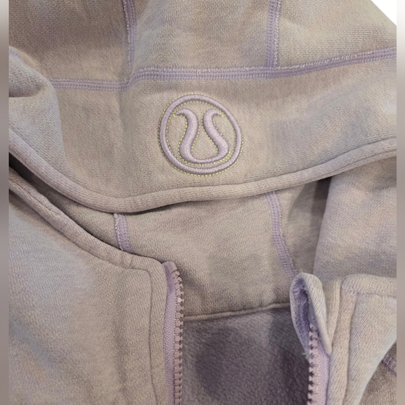 Lululemon Scuba HOODIE full Zip Light Purple - Picture 5 of 6